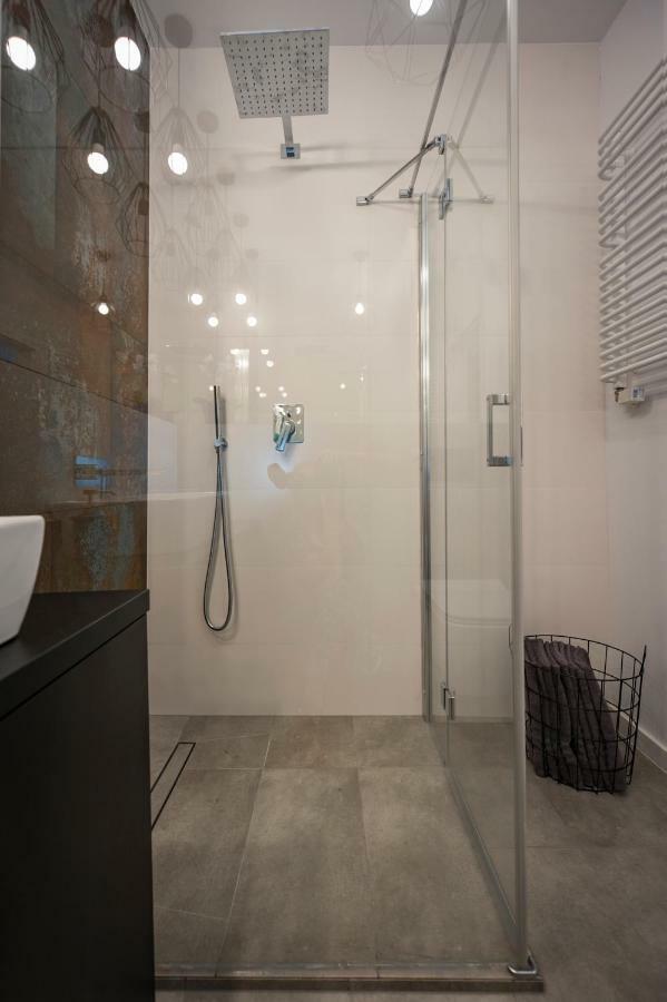 Unique 3City Apartments - Grey Apartment グダニスク エクステリア 写真